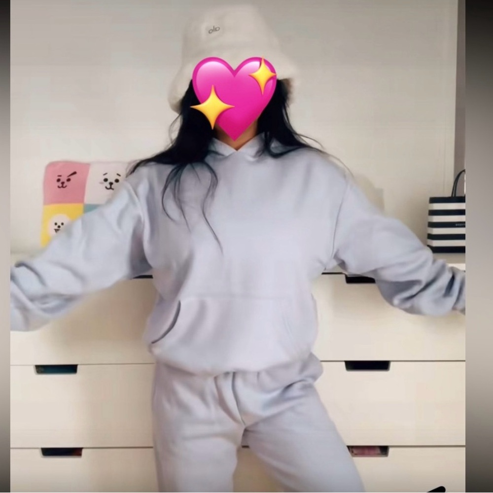 Skims periwinkle jogger set small/medium